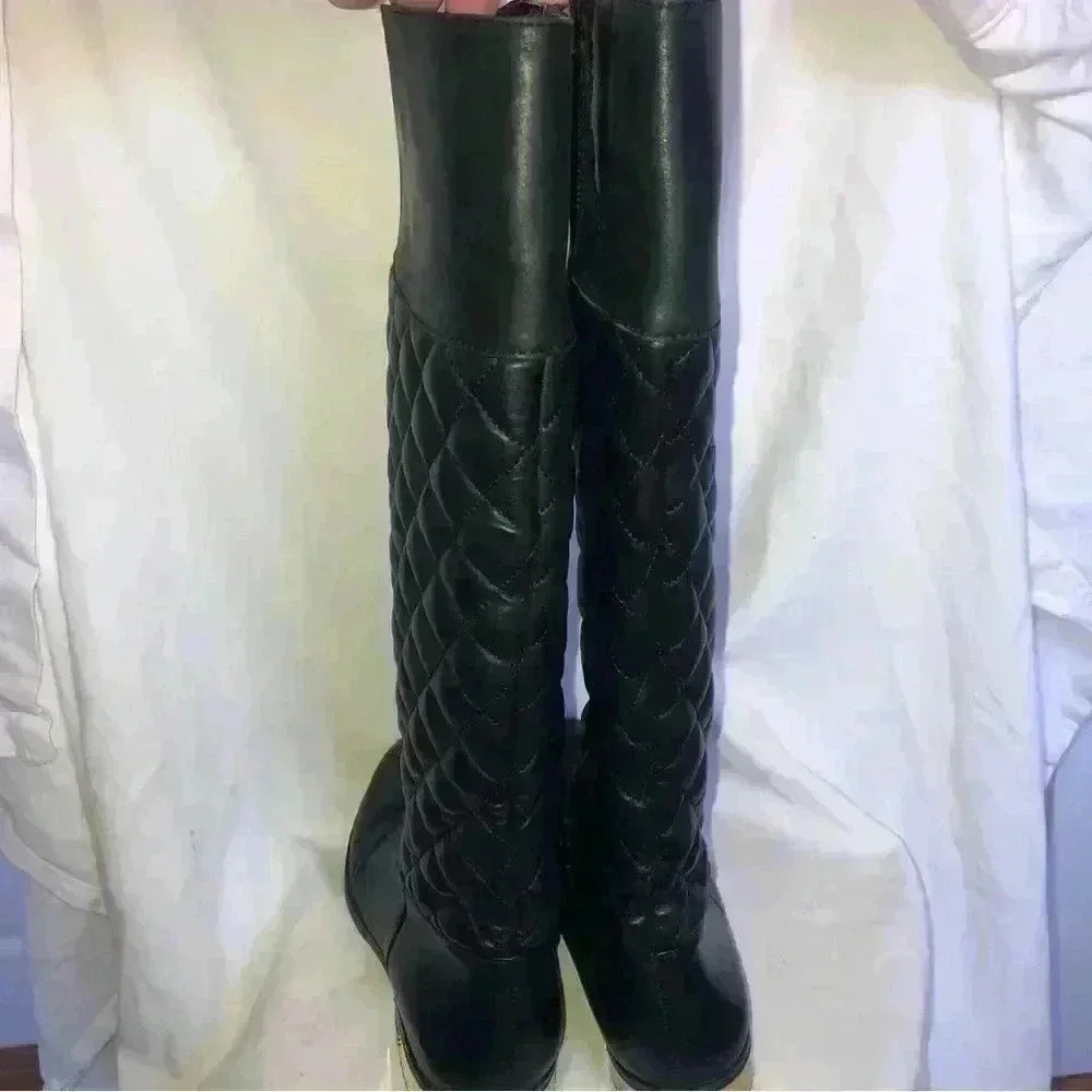 Vince Camuto Black Quilted Leather Knee High boots Sz 7.5 - Picture 3 of 6